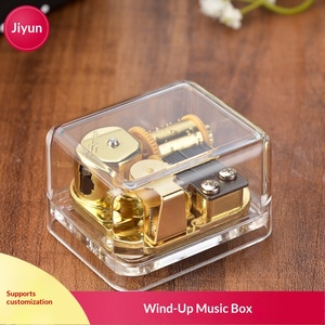 Carillon Quadrato in Acrilico Trasparente Placcato Oro Ever Bright con Meccanismo a Manovella, <span class=keywords><strong>Canzone</strong></span> 'You Are My Sunshine' 120 Secondi - Product Image 2