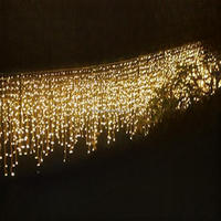Guirlandes lumineuses LED connectables pour l'extérieur, blanc froid, en forme de glaçons, pour la décoration de toits et les illuminations hivernales de Noël