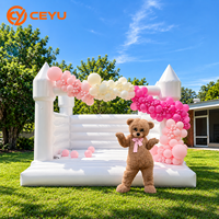 Château gonflable blanc Ceyu pour mariage, anniversaire, fête d'enfants, événement en plein air ou en intérieur, location pour célébrations