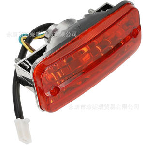 Luz Trasera LED Roja para ATV Lyatv Little Bull 110Cc, Luz de Freno para Repuesto o Reparación - Product Image 2