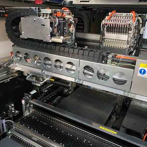 Yamaha YSM20R Monteur de puces à grande vitesse SMT Pick Place Machine Équipement d'assemblage de circuits imprimés Composants de base PLC 380V/220V 3 mois - Product Image 6