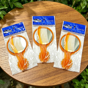 Portable <b>mirror</b> comb set, mini comb, portable <b>plastic</b> hair comb, high-definition <b>mirror</b> finish, student <b>mirror</b> comb set. - Product Image 3