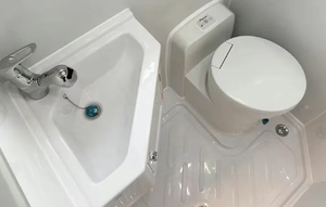 Autocaravana Changan Fengjing Resistente al Calor, Todoterreno 4x4, con Inodoro de Casete que Ahorra Agua, para Viajes Familiares al Aire Libre - Product Image 6