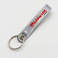Porte-clés réfléchissant personnalisé avec logo, bracelet de sécurité en PVC souple, pendentif réfléchissant pour la promotion en extérieur