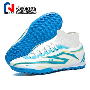 Venta al por mayor de fábrica: Zapatillas de fútbol personalizadas transpirables de caña alta TF con tacos, ideales para entrenamiento y partido, esenciales para aficionados. - Product Image 3