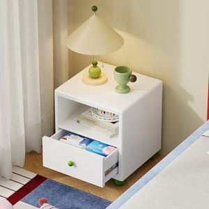 Comodino Moderno in Metallo Bianco <span class=keywords><strong>per</strong></span> Camera da Letto Femminile con Vernice Glitterata, Due Cassetti, Design Lussuoso <span class=keywords><strong>per</strong></span> Uso Alberghiero - Product Image 1