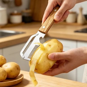 Nouvel Éplucheur de Légumes Amélioré avec Manche en Bois, Ouvre-Bouteille et <span class=keywords><strong>Râpe</strong></span> en Acier Inoxydable pour Fruits et Pommes de Terre - Product Image 4