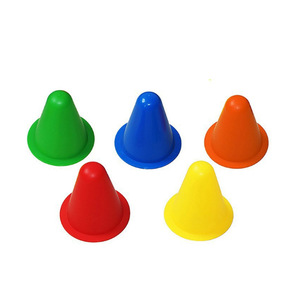 Flexibler PE-<span class=keywords><strong>Slalom</strong></span>-Kegel (8 cm) für <span class=keywords><strong>Agility</strong></span>-Training, Markierungskörbchen für Fußball, Skaten, Geschwindigkeitstraining und Hürdenübungen - Product Image 1