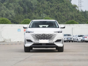 2025 Precios más bajos 2024 Modelo 2,0 T Tracción en dos ruedas 4 ruedas Coches de gasolina baratos de alta velocidad Changan Cars Uni-k para adultos - Product Image 4