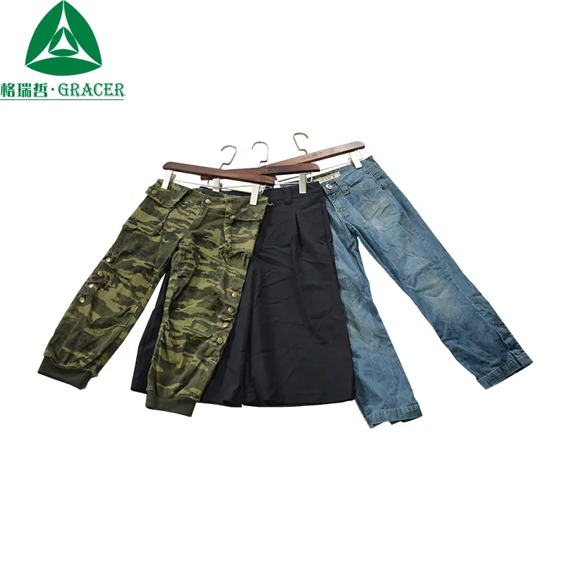 Ballots de vêtements d'occasion Camouflage Capri Shorts vêtements d'occasion en Turquie pantalons d'été pour femmes adultes 45kg