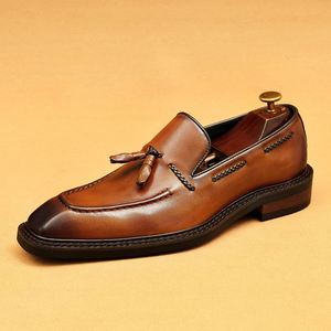 Mocassins Homme Faits Main en Cuir Véritable Marron Vintage à Bout Carré, à Lacets et à Pompons, Antidérapants, Respirants, Légers, Patchwork, Habillés - Product Image 6