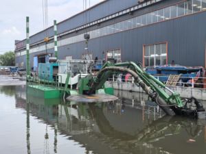 Amfibi Çok Amaçlı Nehir Tarama ve Kazı Gemisi, Konumlandırma Kazıkları ile - Product Image 3