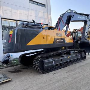 Excavatrice sur chenilles d'occasion de bonne qualité Volvo350 DL 35 tonnes lourde d'origine sud-coréenne avec de faibles heures de travail - Product Image 4