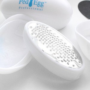 Lima para pies Ped Egg, piedra pómez profesional para eliminar callosidades de los pies - Product Image 4