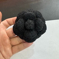 XG Haut de gamme, ensemble de broches corsage en cuir PU, style 'Petit Vent Parfumé', bijoux fleur de camélia pour enfants avec épingles