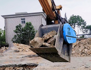 YC-20 Godet de recyclage à entraînement hydraulique, structure robuste, facile à transporter, pour revente, pour chargeurs - Product Image 2