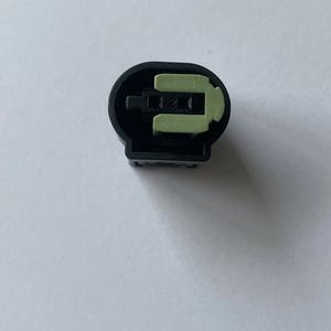 מותג חדש Yongfeng DJ7021-0.6-21 מכונית נחושת מחבר מחבר תקע זכר נקבה מסוף נדן ip67 מדורג pbt דיור 1-967644-1 עבור - Product Image 1