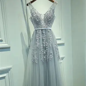 Neues Design V-Ausschnitt Spitze Tüll Lange Brautjungfern Dressing Kleid Mädchen Brautjungfer Kleid Für Party
