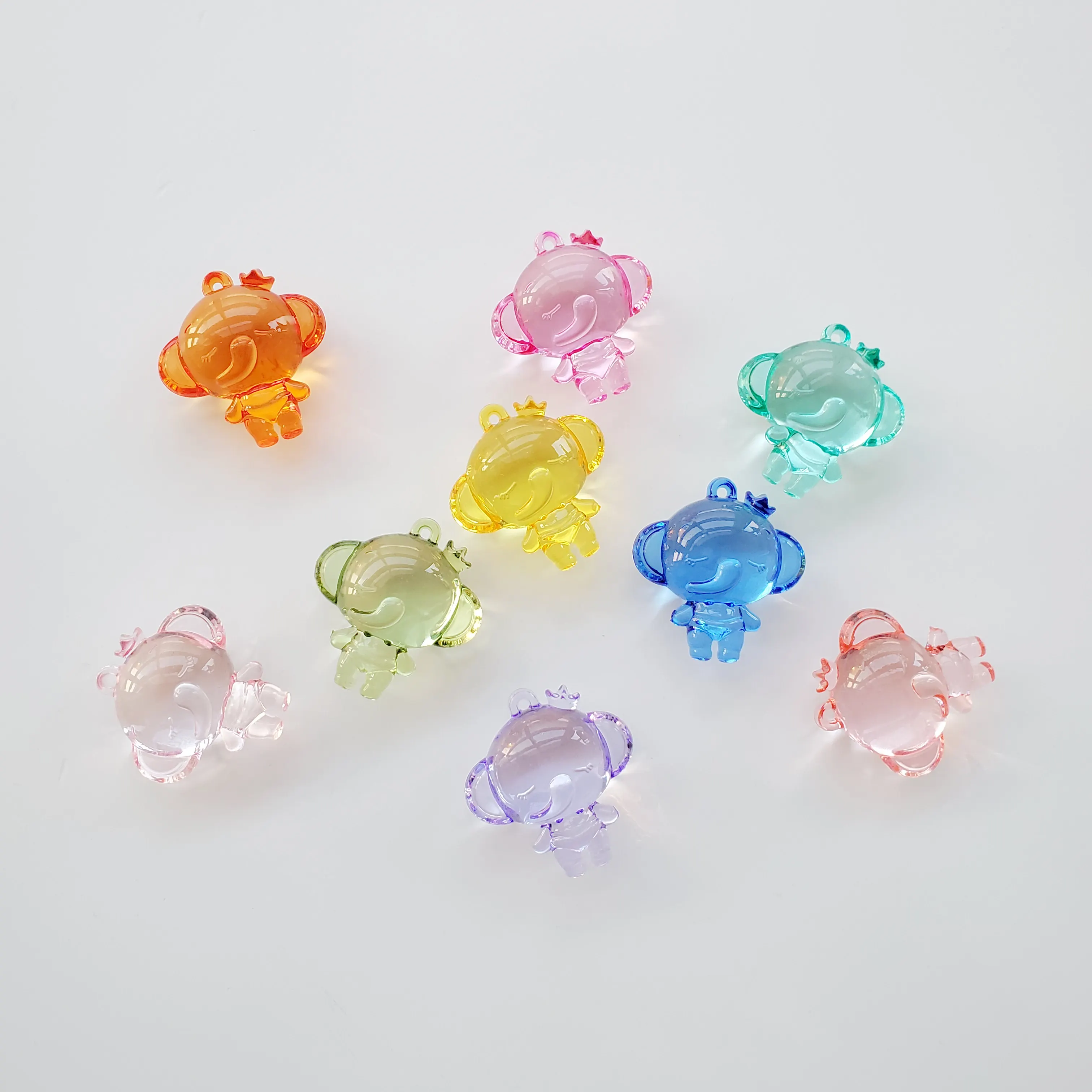 Crystal like 35 * 38mm acrylic decorative bear transparent small elephant acrylic cartoon small elephant amusement park toy bead