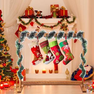 Porte-collants en bois pliable et autoportant avec guirlande pour décoration intérieure de Noël - Product Image 1