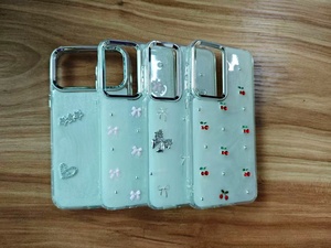 Funda de Teléfono GSCASE Coreana de Lujo con Pedrería 3D para iPhone 16 15 14 13 11 12 Pro Max Plus, Funda Rígida de Epoxi con Diseño Brillante y Moderno - Product Image 5