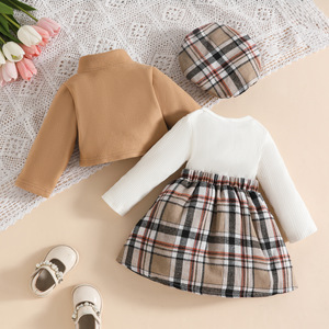 Ensemble Robe Automne-Hiver pour Filles de 0 à 3 <span class=keywords><strong>Ans</strong></span> avec Veste Manches Longues en Velours, Jupe à Carreaux Ceinturée et Béret – Ensemble Trois Pièces - Product Image 3