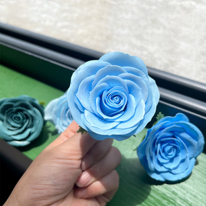 Têtes de roses artificielles haut de gamme <span class=keywords><strong>à</strong></span> 7 couches, 25 pièces/boîte, vente directe usine, matériaux pour bouquets DIY, Saint-Valentin, Fête des Mères. - Product Image 2