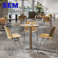 Set di Tavolini da Caffè Rotondi in Legno Stile Nordico SEM per Uso Commerciale e Ristorazione, Ecologici e Durevoli