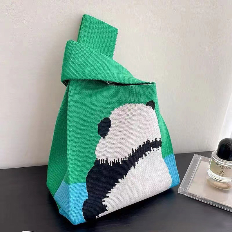 Backside bear green-90g