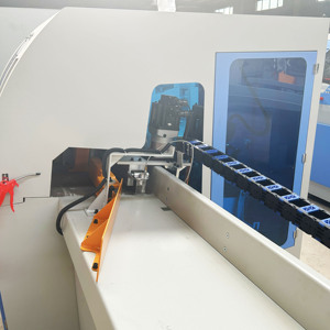 <span class=keywords><strong>Scie</strong></span> à onglets horizontale multifonctionnelle automatique pour le travail du bois composite, <span class=keywords><strong>coupe</strong></span> à 45 et 90 degrés, <span class=keywords><strong>coupe</strong></span> transversale, <span class=keywords><strong>scie</strong></span> <span class=keywords><strong>circulaire</strong></span> - Product Image 4