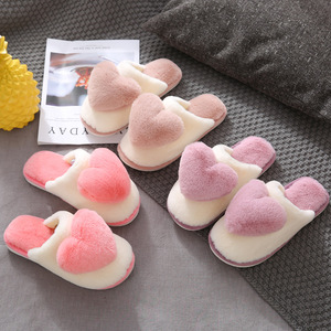 Nouvelles pantoufles d'hiver en coton, mignonnes et confortables, antidérapantes, très tendance, épaisses et chaudes, en fourrure de lapin - Product Image 1