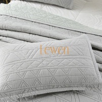 Ensemble de literie léger matelassé 3 pièces en microfibre avec rembourrage en polyester pour chambre à coucher toutes saisons