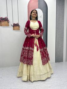 Oferta especial de festival: Vestido Indo-Occidental para mujer, cómodo y moderno, estilo étnico para Garba, Dandiya y eventos festivos. - Product Image 1