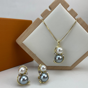 Nuovo Design Set di Gioielli di Lusso Italiani con Perle, Collana in Oro 18K per Donna, Gioielli da Sposa per Matrimonio e Feste KY25147 - Product Image 2