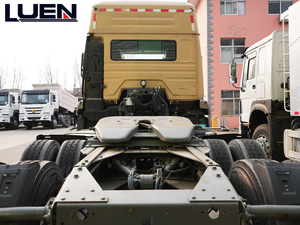<span class=keywords><strong>Camion</strong></span> tracteur Sinotruk Howo, <span class=keywords><strong>camion</strong></span> de remorquage, <span class=keywords><strong>acheter</strong></span> un <span class=keywords><strong>camion</strong></span> tracteur 6x4, <span class=keywords><strong>camion</strong></span> tracteur d'<span class=keywords><strong>occasion</strong></span> - Product Image 6