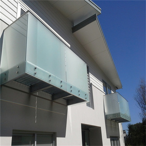 Balustrade en verre d'<span class=keywords><strong>occasion</strong></span> à faible coût Chine balustrades garde-corps de balcon d'usine couleur noire - Product Image 4