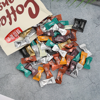 Bonbons de confiserie sains à faible teneur en sucre en forme de pièce avec bonbons à mâcher au café