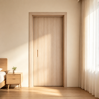 Porte intérieure en bois à panneau plat, finition PVC, étanche, style moderne et minimaliste, prix de gros pour projets d'appartements et d'hôtels