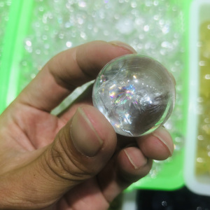 Bóng cầu thạch anh trong suốt tự nhiên chất lượng cao, kích thước nhỏ, dùng trong phong thủy và trị liệu Reiki - Product Image 6