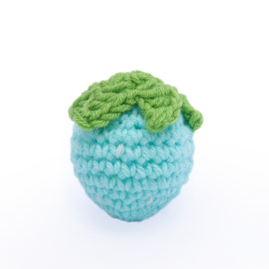 Colgante de fresa de ganchillo, adorno de fruta hecho a mano, ramo, producto terminado al por mayor, fresa rosa de ganchillo hecha a mano - Product Image 3