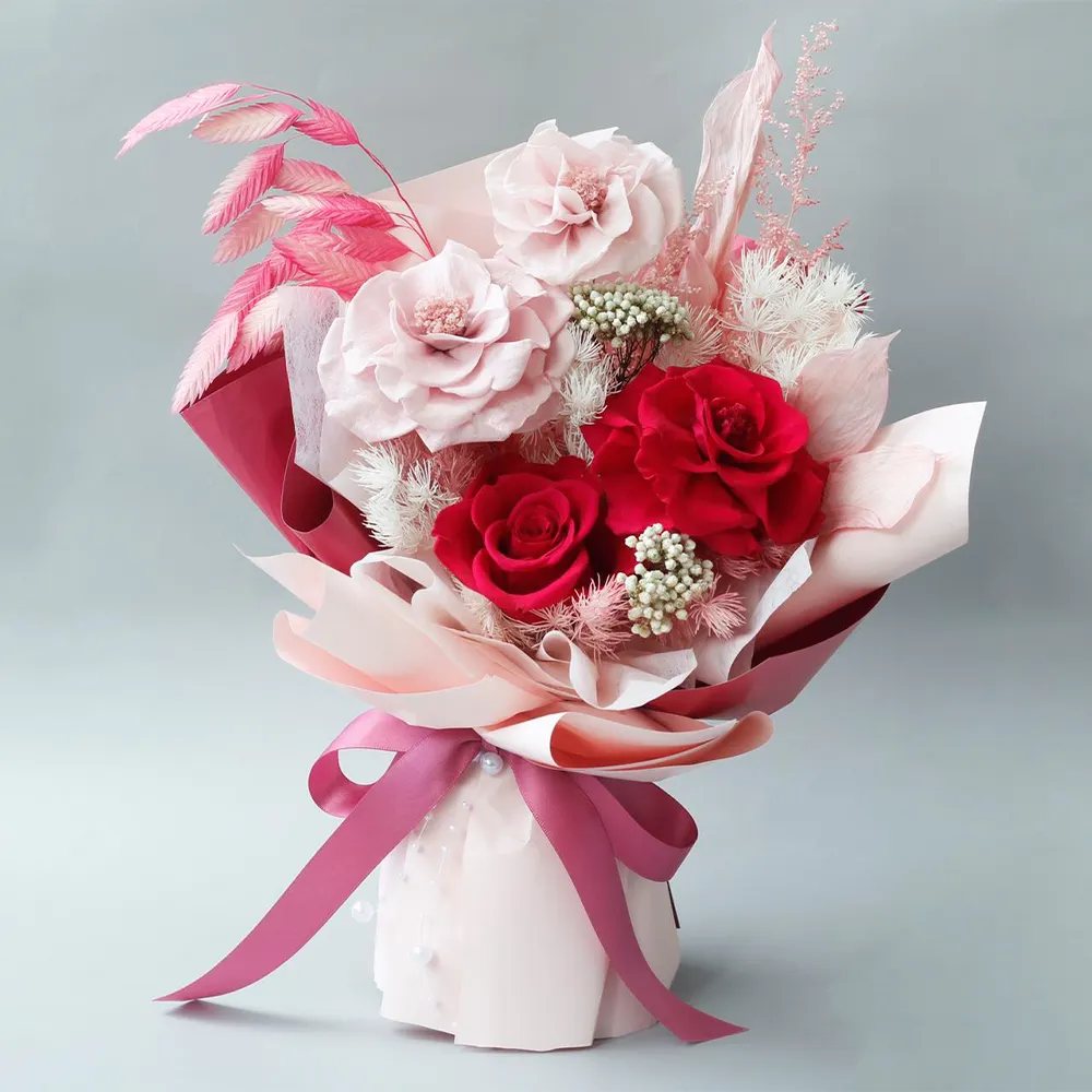 Оптовая продажа, индивидуальные маленькие сушеные цветы, букет красивых и горячих продаж на День Святого Валентина День Благодарения матери