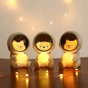 Lámparas de Astronauta, Lámpara Nocturna LED, Lámparas de Luna con Figura Espacial, Guardianes de la Galaxia, Decoración de Escritorio para Habitación Infantil - Product Image 2