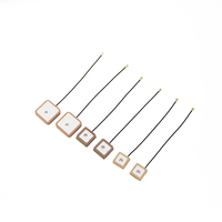 Antenne automobile 20dbi-28dbi GPS/GLONASS à gain élevé bon produit antenne de patch actif Satellite Internet
