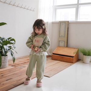Ropa Infantil Coreana Nueva Colección Invierno 2026, Conjunto de Sudadera con Capucha de Felpa y Pantalones Casuales para Niña, Estilo Princesa - Product Image 2