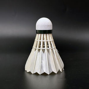 Dunrun <span class=keywords><strong>Dr</strong></span>-14 Shuttle Hoge Duurzame Goede Vlucht Ganzenveer Badmintonbal 2 Lagen Voor Sporttoernooigebruik - Product Image 4