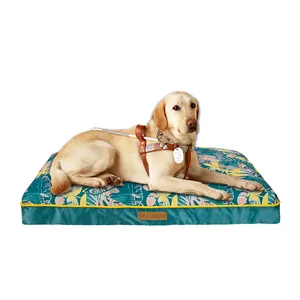 Custom New Design Jungle Series Waterproof Oxford Large Pet Dog Bed