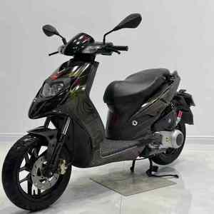 <span class=keywords><strong>Piaggio</strong></span> <span class=keywords><strong>Typhoon</strong></span> SR MOTA RD150 Motocicletta di Seconda Mano - Product Image 2