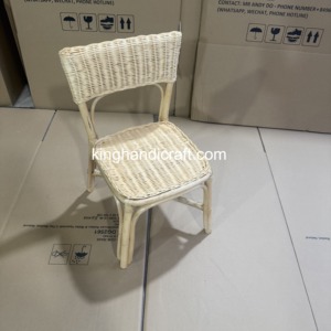 Chaise pour enfants en rotin faite à la main de luxe, mobilier de location pour fêtes et événements, sièges pour enfants écologiques et durables - Product Image 2