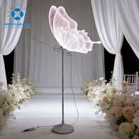 Lampes de sol à motif de papillon rose romantique Anpu avec LED pour la décoration de l'allée de mariage