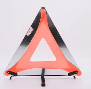 Triángulos Reflectantes de Emergencia Plegables para Vehículos Afectados por Averías - Product Image 2